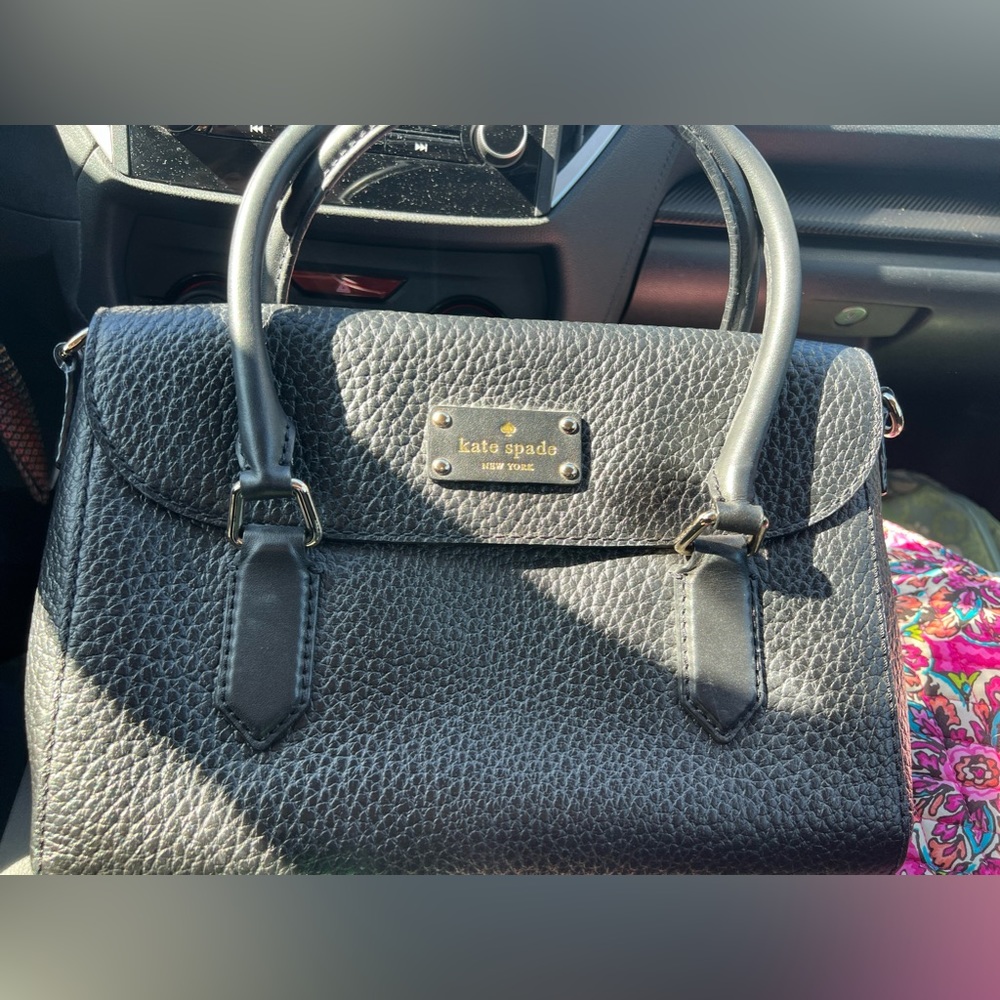 Excellent condition Kate Spade. - Picture 2 of 4